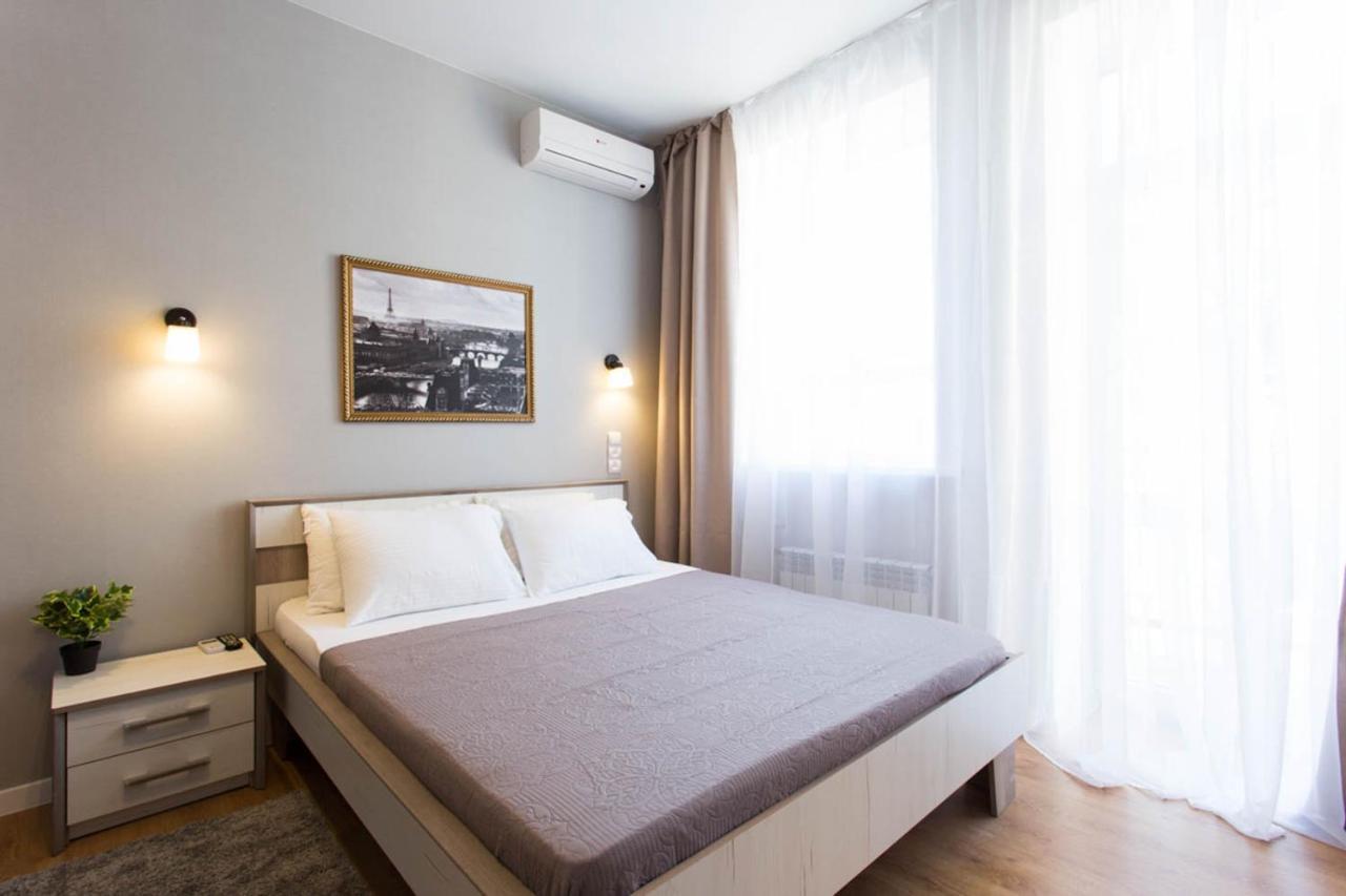 Cozy Apartment Beside Metro Yaroslava Mudroho, Universytet - Chernyshevska Str 95-6 Kharkiv Exterior photo